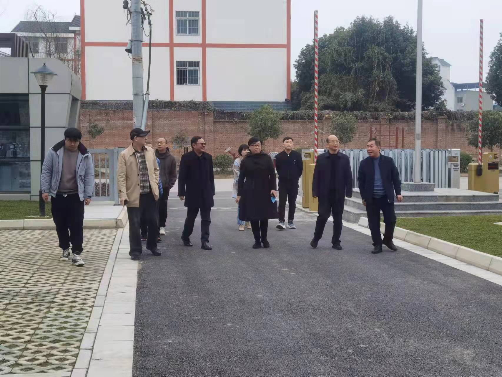 四川省检察院调研组对绵阳市小枧地区中信精彩365_365彩票app下载苹果版_英国beat365官方登录工作情况进行视察调研